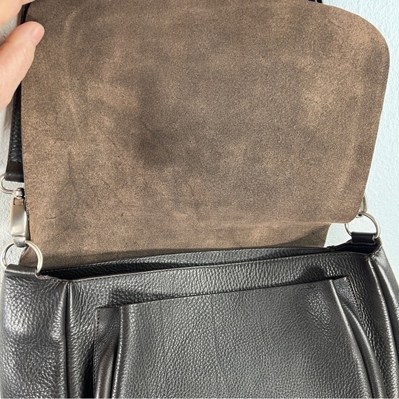 CALVIN KLEIN Shoulder/Crossbody bag with flap closure. Brown. Unlined. - Picture 8 of 8